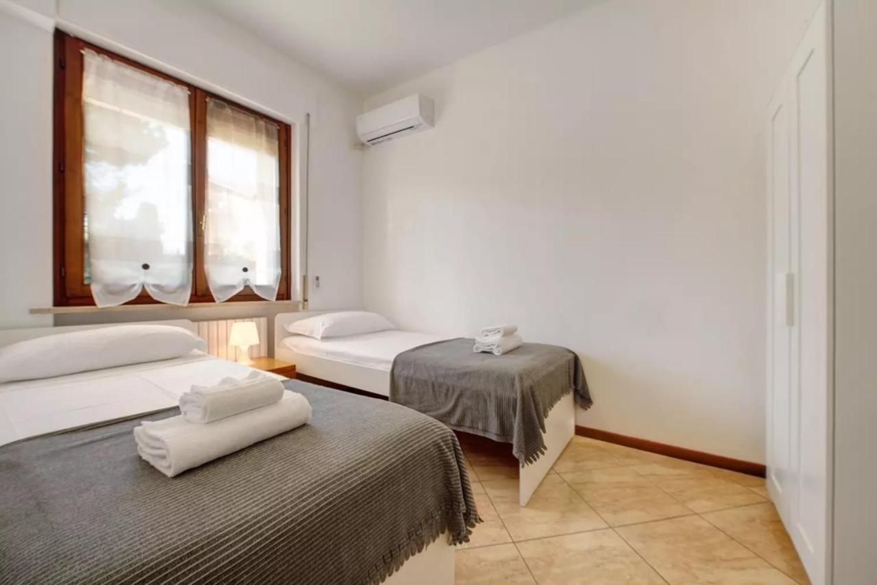 Civico 22 Apartment Peschiera del Garda Exterior foto
