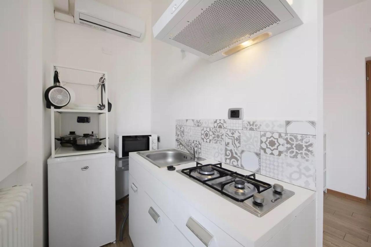 Civico 22 Apartment Peschiera del Garda Exterior foto