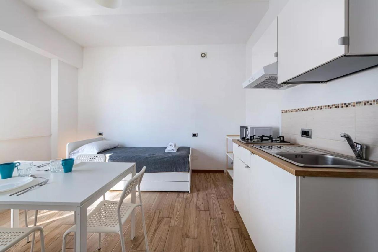 Civico 22 Apartment Peschiera del Garda Exterior foto